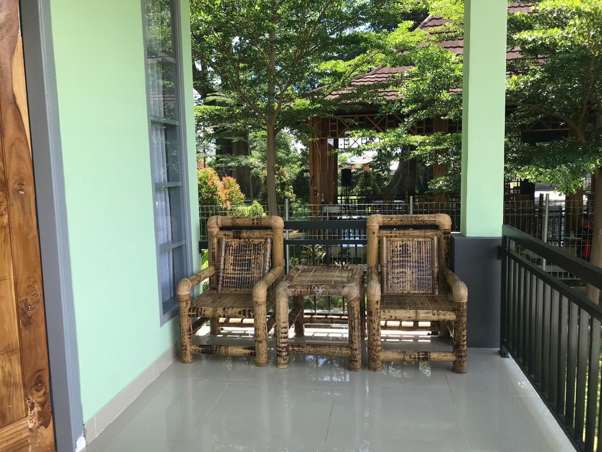 Pohon Purba Resort & Restaurant Labuhan Pandan Ngoại thất bức ảnh