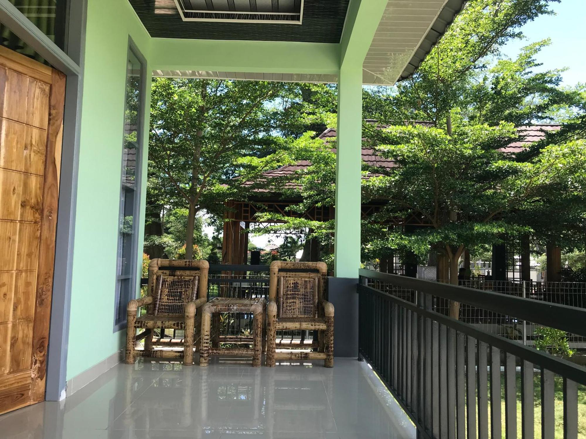 Pohon Purba Resort & Restaurant Labuhan Pandan Ngoại thất bức ảnh