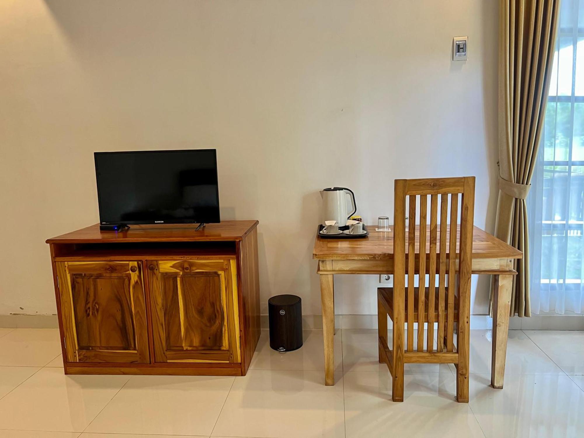 Pohon Purba Resort & Restaurant Labuhan Pandan Ngoại thất bức ảnh